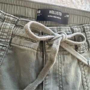 HOLLISTER Army Green Ultra High-Rise Cargo Pants